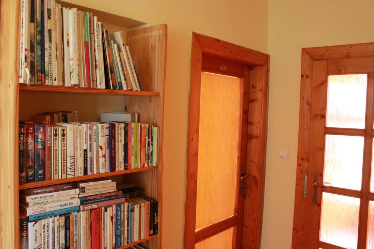 Apartamento Zlty Dom Vrbov Exterior foto